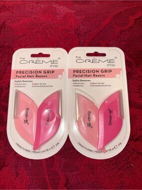 The Crème Shop Facial Hair Razors (2)